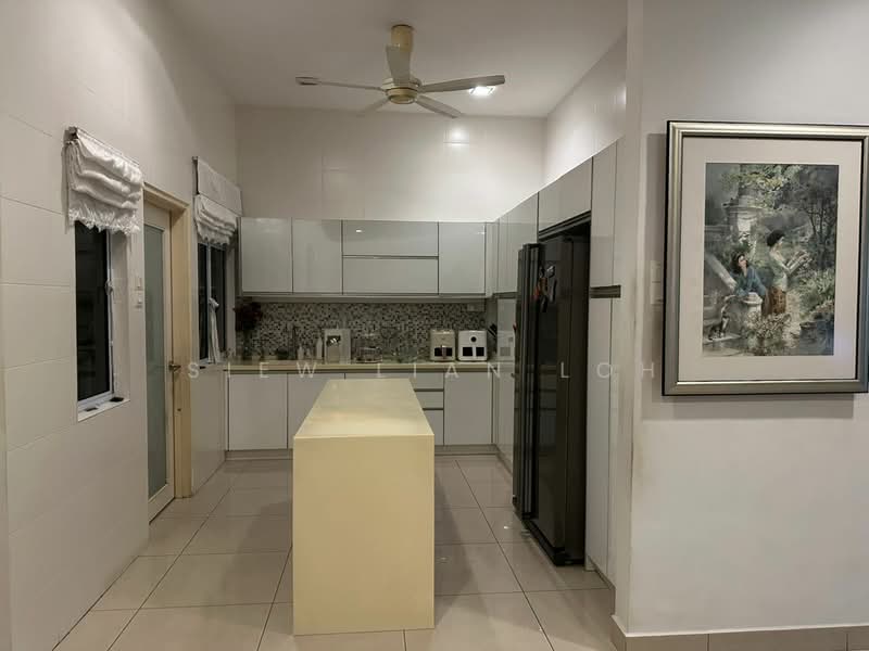 Semi-Detached House for Sale in Kemuning Utama Permai (Shah Alam) - Siew Lian Loh - Kitchen - PropertyGuru.com.my