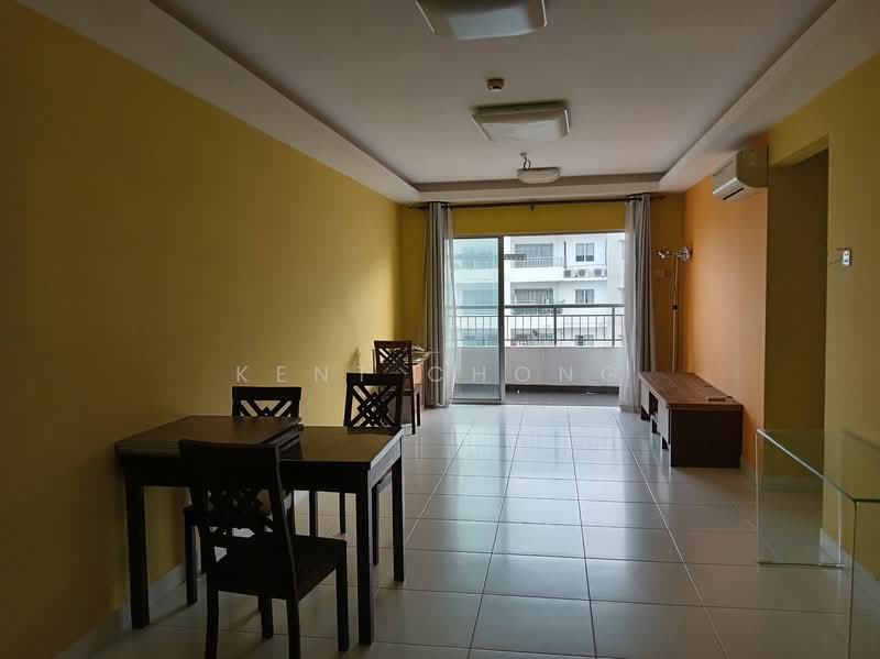 Apartment for Rent at Gapura Bayu - Kent Chong - Dining Room - PropertyGuru.com.my