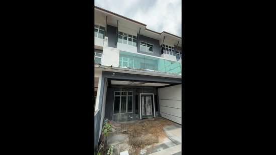 2.5-storey Terraced House for Sale in Taman Scientex Senai (Senai) - Fu Heng Chong - PropertyGuru.com.my
