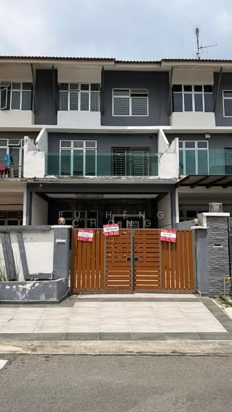 2.5-storey Terraced House for Sale in Taman Scientex Senai (Senai) - Fu Heng Chong - Exterior - PropertyGuru.com.my