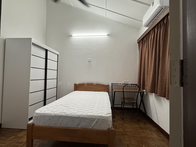 2-storey Terraced House for Rent in SS2 (Petaling Jaya) - Peter Kok - 5th bedroom - PropertyGuru.com.my