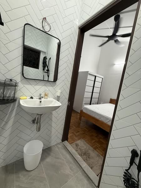 2-storey Terraced House for Rent in SS2 (Petaling Jaya) - Peter Kok - Private bath - PropertyGuru.com.my