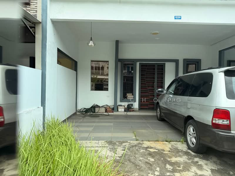 2-storey Terraced House for Sale in Bandar Putra (Kulai) - Fu Heng Chong - Exterior - PropertyGuru.com.my