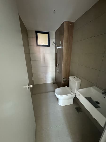 Kondominium untuk Disewa di LEA By The Hills - Peter Tan - Bathroom - PropertyGuru.com.my