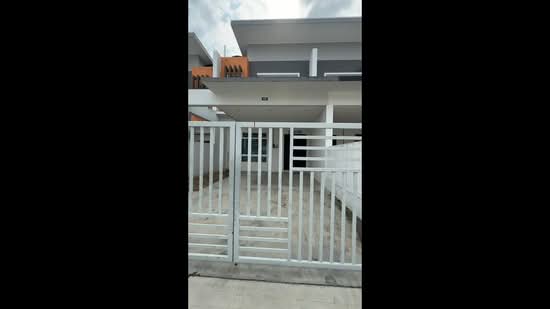 Rumah Teres 2 Tingkat untuk Dijual di Taman Sin Sawit Kelapa Sawit (Sedenak) - Fu Heng Chong - PropertyGuru.com.my