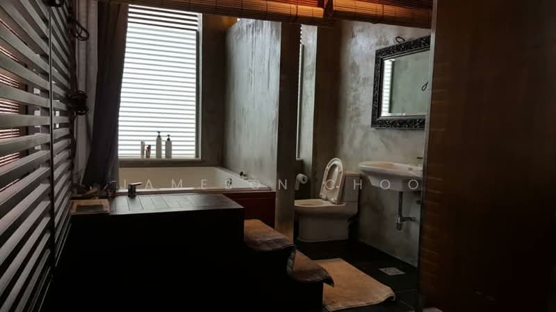1.5-storey Terraced House for Sale in Taman Setia Indah (Tebrau) - Jameson Choo - Bathroom - PropertyGuru.com.my