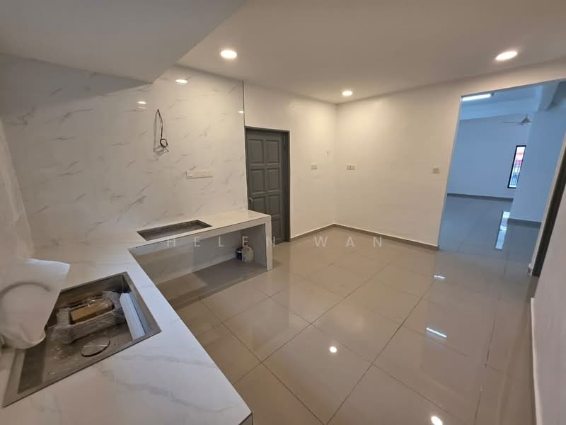 Rumah Teres 2 Tingkat untuk Dijual di Taman Sentosa (Klang) - Helen Wan - Kitchen - PropertyGuru.com.my