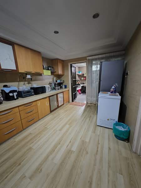 Semi-Detached House for Sale in Taman Pinggiran Putra (Seri Kembangan) - June Tan - PropertyGuru.com.my