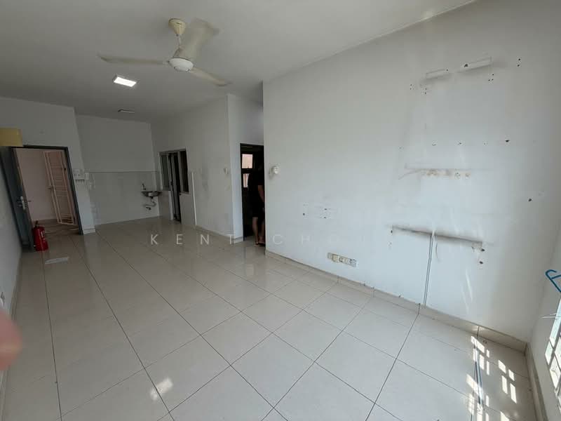 Servis Apartment untuk Dijual di Saville @ Kajang - Kent Chong - Living Room - PropertyGuru.com.my