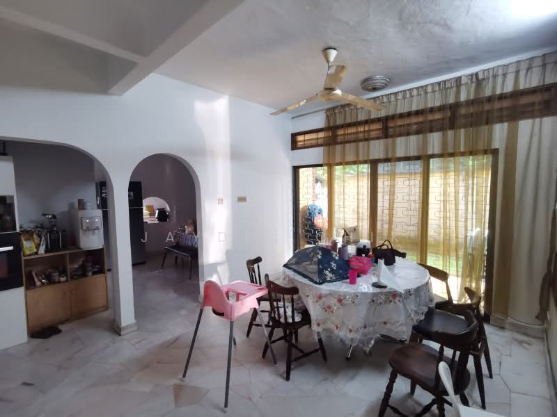 Rumah Berkembar untuk Dijual di Taman Desa (Kuala Lumpur) - Jayden Chik - Dining Room - PropertyGuru.com.my