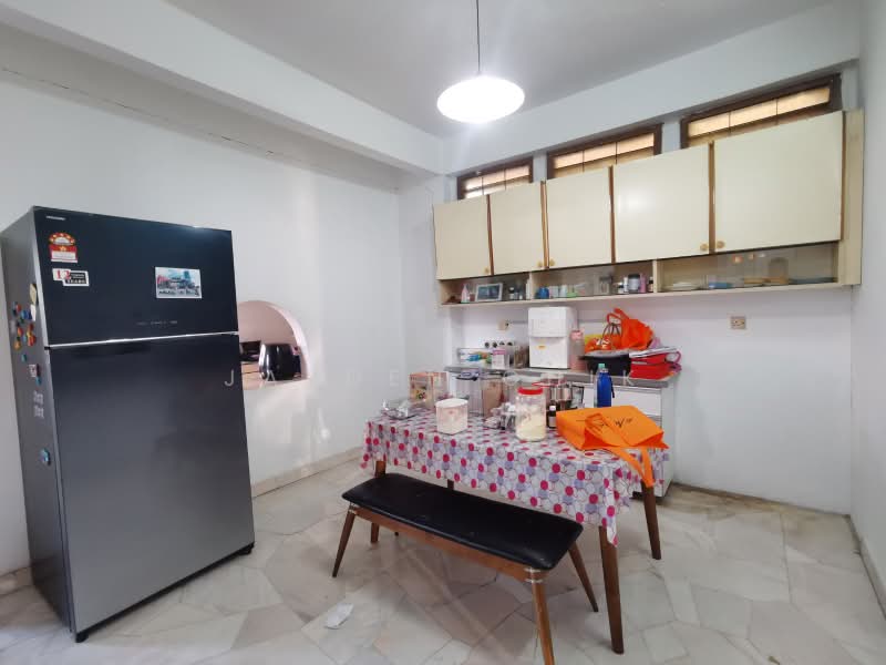 Rumah Berkembar untuk Dijual di Taman Desa (Kuala Lumpur) - Jayden Chik - Kitchen - PropertyGuru.com.my