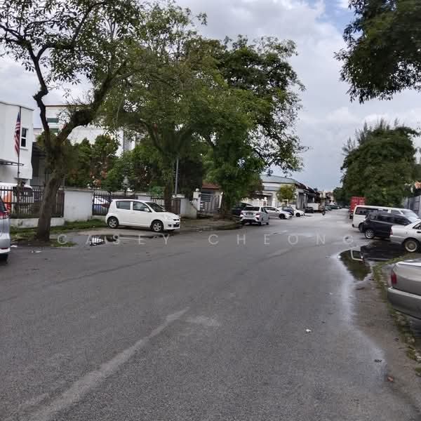 Kilang untuk Dijual di Taman Industri Sungai Buloh (Sungai Buloh) - Casey Cheong - Exterior - PropertyGuru.com.my