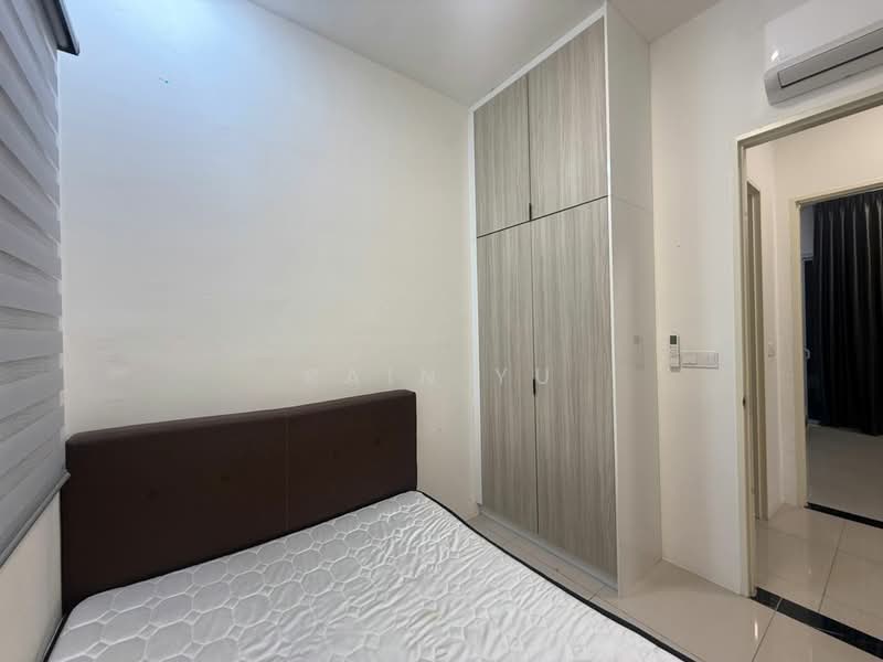 Condominium for Sale at QuayWest Residence - Rain Yu - Master Bedroom - PropertyGuru.com.my