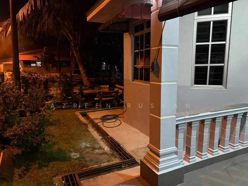 Bungalow for Rent in Kampung Batu 10 (Cheras) - Azreen Rusnan - Exterior - PropertyGuru.com.my