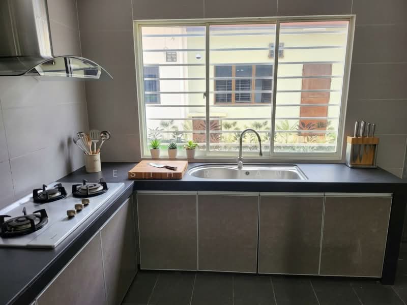 Rumah Teres 2 Tingkat untuk Disewa di SS2 (Petaling Jaya) - Esther Tan - Kitchen - PropertyGuru.com.my