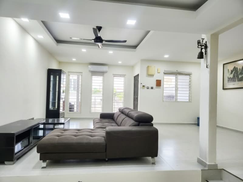 Rumah Teres 2 Tingkat untuk Disewa di SS2 (Petaling Jaya) - Esther Tan - Living Room - PropertyGuru.com.my