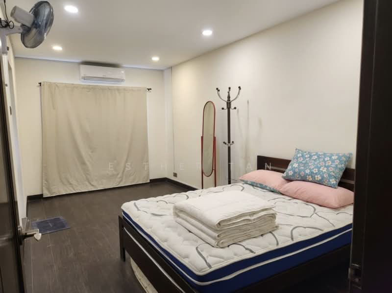 Rumah Teres 2 Tingkat untuk Disewa di SS2 (Petaling Jaya) - Esther Tan - Bedroom - PropertyGuru.com.my