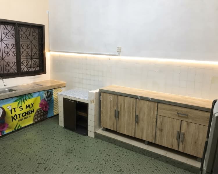Rumah Teres 2 Tingkat untuk Disewa di SS2 (Petaling Jaya) - Esther Tan - Kitchen - PropertyGuru.com.my