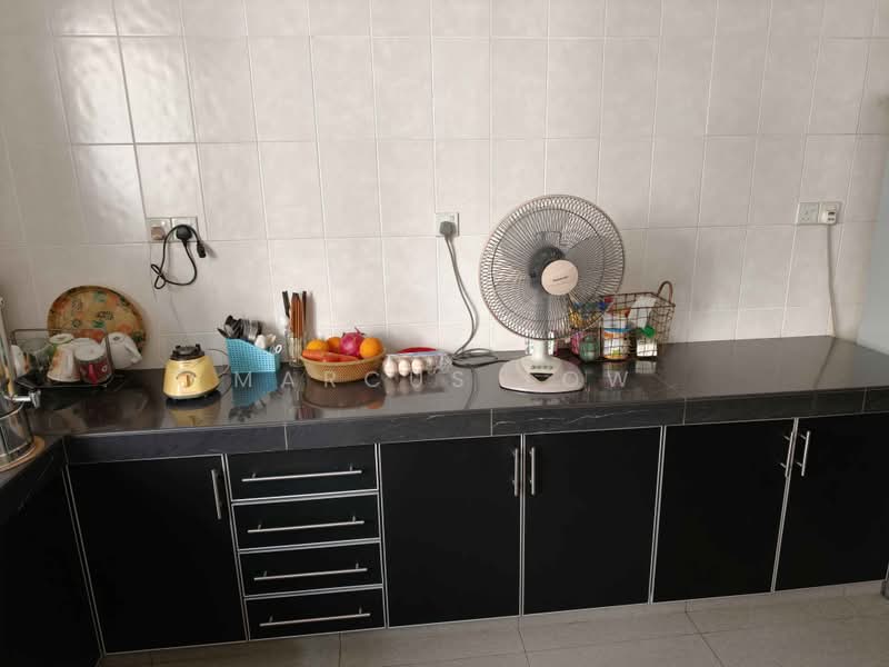 Rumah Teres 3 Tingkat untuk Dijual di Jalan Ipoh (Kuala Lumpur) - Marcus Low - Kitchen - PropertyGuru.com.my
