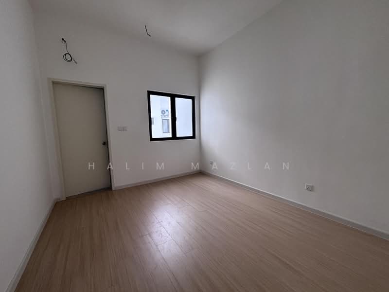 2-storey Terraced House for Rent in Bandar Gamuda Cove (Dengkil) - Halim Mazlan - Bedroom - PropertyGuru.com.my