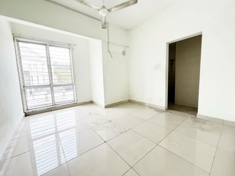 3-storey Terraced House for Sale in Sungai Buloh (Selangor) - Fazie Noor - Interior - PropertyGuru.com.my