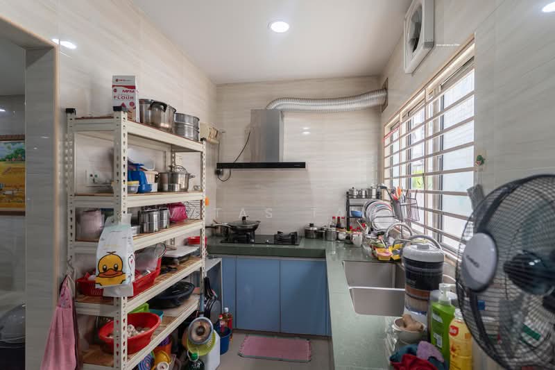 Rumah Berkembar untuk Dijual di Taman Aman Perdana (Kapar) - Vitas Tan - Kitchen - PropertyGuru.com.my