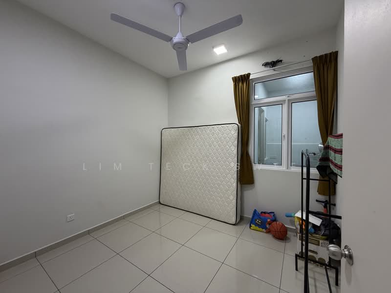Service Residence for Sale at Parkland Residence - Lim Teck Swee - PropertyGuru.com.my