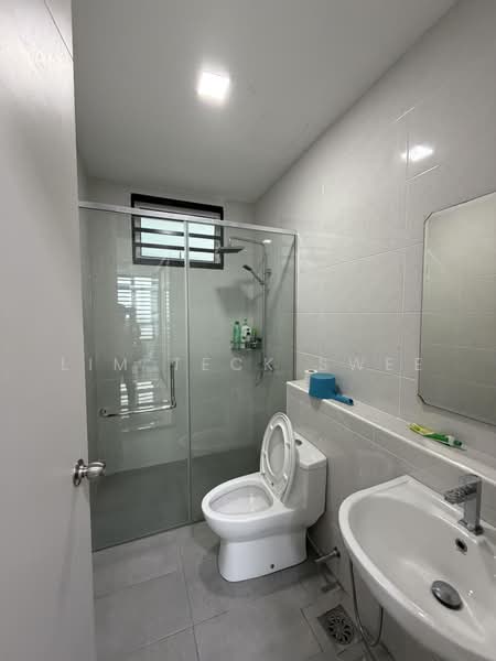 Service Residence for Sale at Parkland Residence - Lim Teck Swee - PropertyGuru.com.my