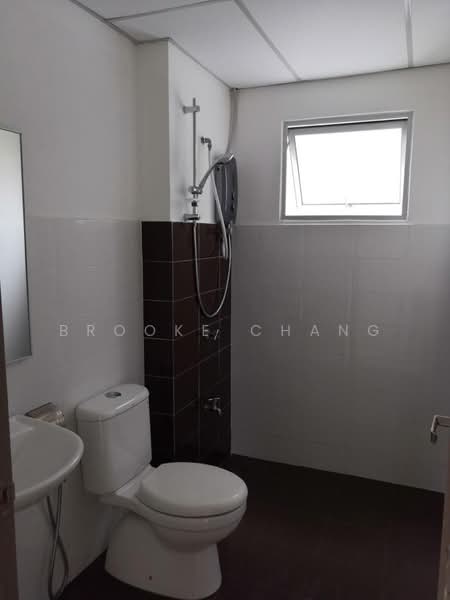 Pangsapuri untuk Dijual di Residensi Alam Damai (PR1MA @ Alam Damai) - Brooke Chang - Bathroom - PropertyGuru.com.my