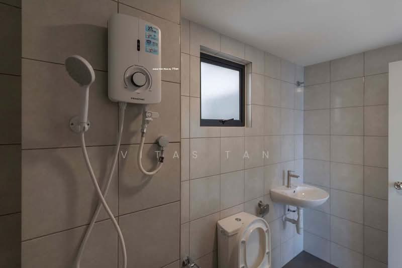 Service Residence for Sale at Hana @ Eco Ardence - Vitas Tan - Bathroom - PropertyGuru.com.my