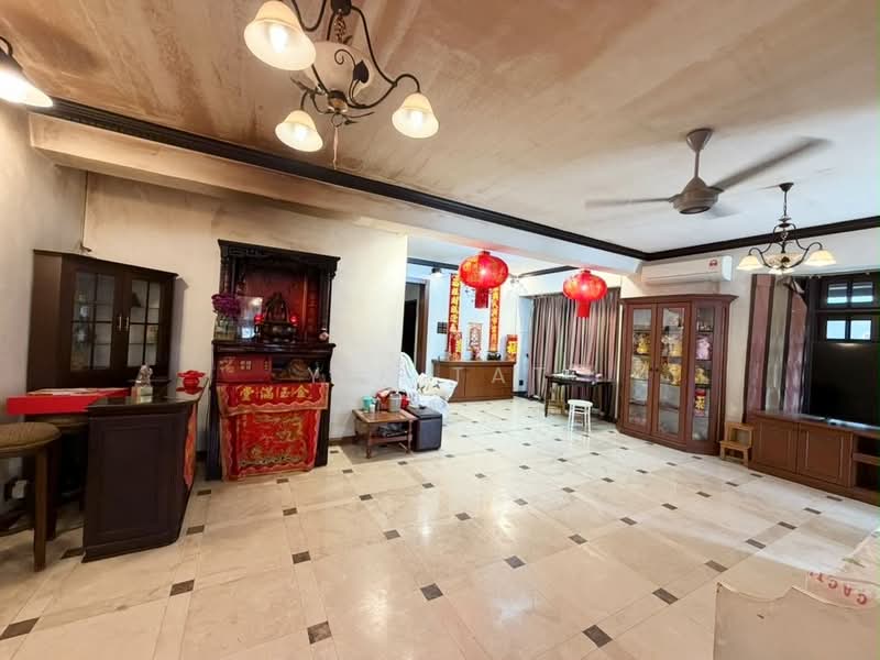 Semi-Detached House for Sale in Taman Pelangi (Johor Bahru) - Yik Tat - PropertyGuru.com.my