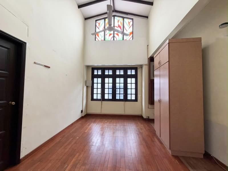 Semi-Detached House for Sale in Taman Pelangi (Johor Bahru) - Yik Tat - PropertyGuru.com.my