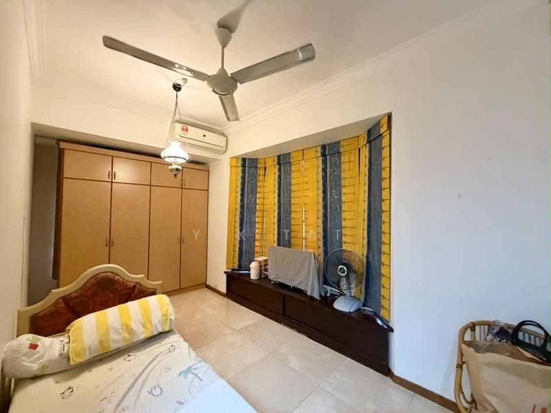 Semi-Detached House for Sale in Taman Pelangi (Johor Bahru) - Yik Tat - PropertyGuru.com.my
