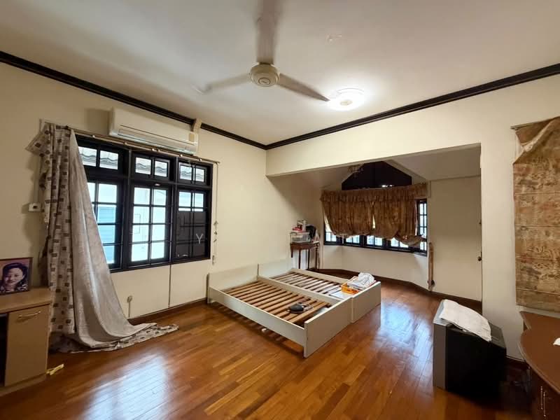 Semi-Detached House for Sale in Taman Pelangi (Johor Bahru) - Yik Tat - PropertyGuru.com.my