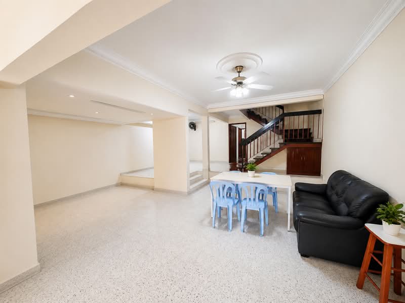 2-storey Terraced House for Sale in SS15 (Subang Jaya) - RL Han - Living Room - PropertyGuru.com.my