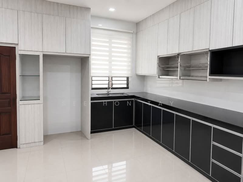 Semi-Detached House for Sale in Bandar Seri Alam (Masai) - See Hon Tay - PropertyGuru.com.my
