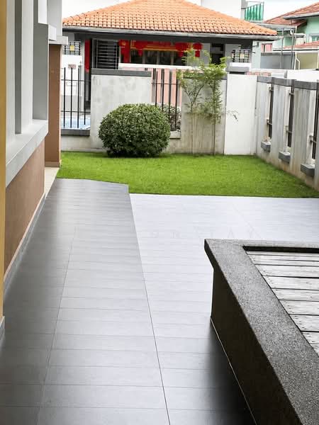 Semi-Detached House for Sale in Bandar Seri Alam (Masai) - See Hon Tay - PropertyGuru.com.my