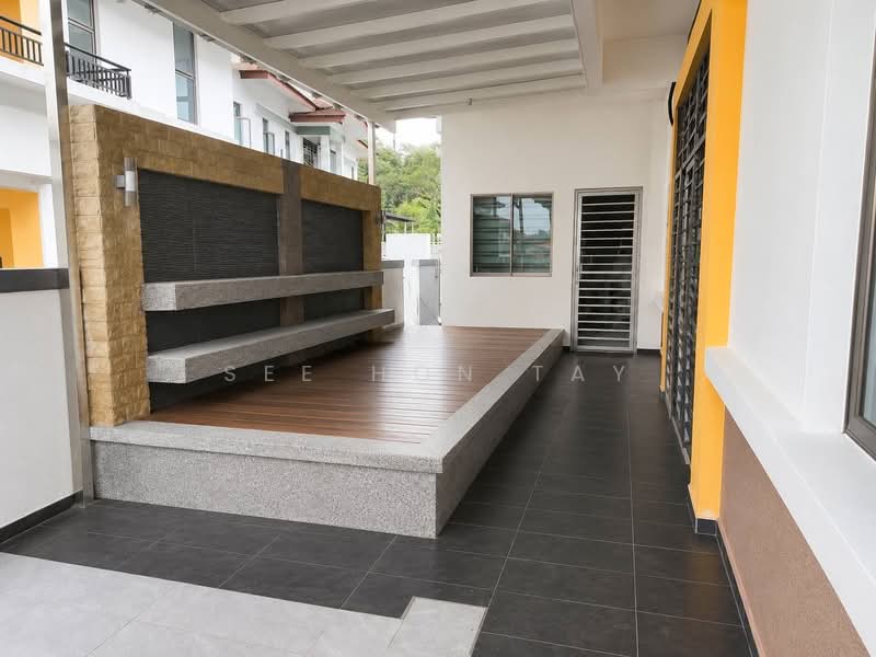 Semi-Detached House for Sale in Bandar Seri Alam (Masai) - See Hon Tay - PropertyGuru.com.my