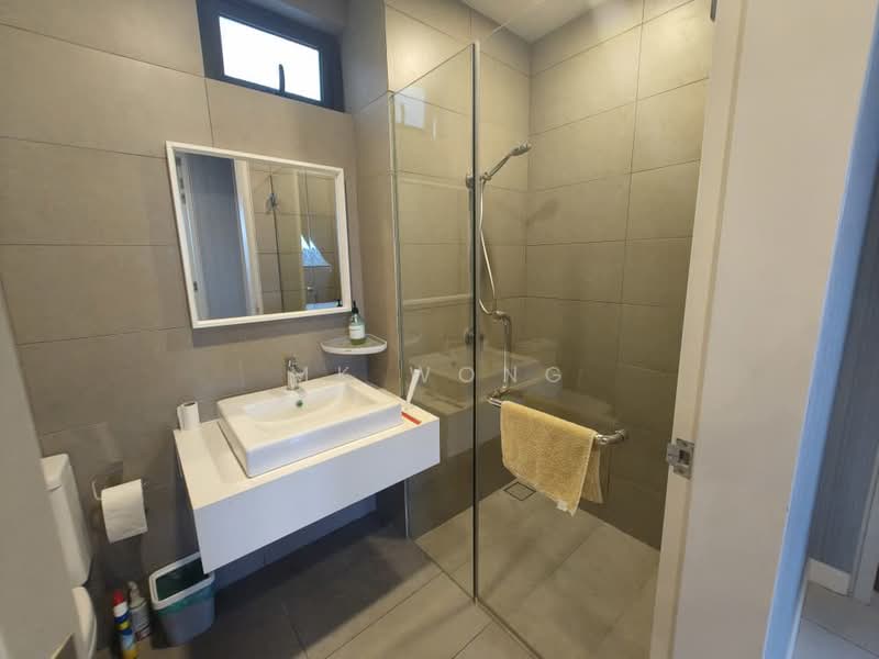 Kondominium untuk Disewa di Secoya Residence - Mk Wong - Bathroom - PropertyGuru.com.my