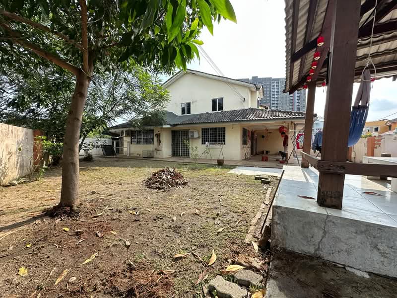 Terraced House for Sale in Bandar Country Homes (Rawang) - Andy Yap - Exterior - PropertyGuru.com.my