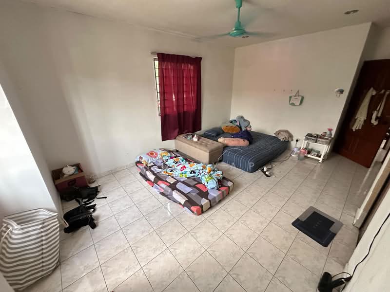 Terraced House for Sale in Bandar Country Homes (Rawang) - Andy Yap - Bedroom - PropertyGuru.com.my