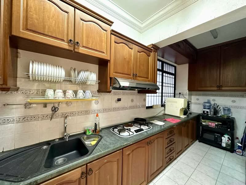 Pangsapuri untuk Disewa di Parkview Towers - Gan Chun Kai - Kitchen - PropertyGuru.com.my