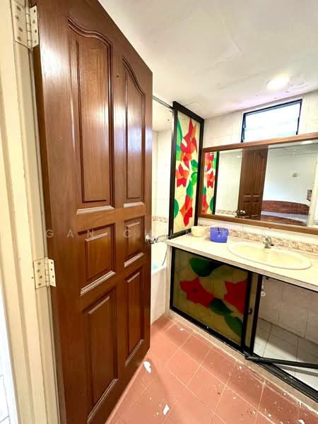 Pangsapuri untuk Disewa di Parkview Towers - Gan Chun Kai - Bathroom - PropertyGuru.com.my
