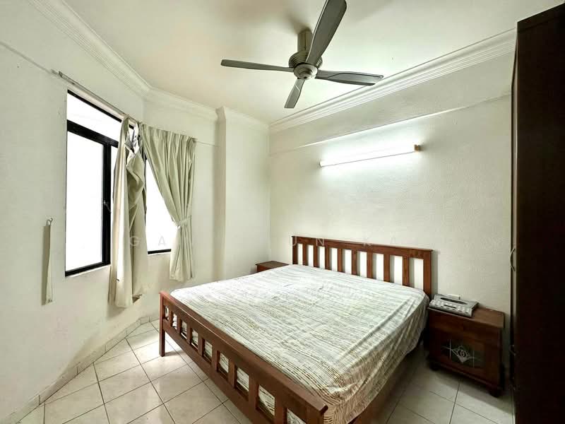 Pangsapuri untuk Disewa di Parkview Towers - Gan Chun Kai - Bedroom - PropertyGuru.com.my