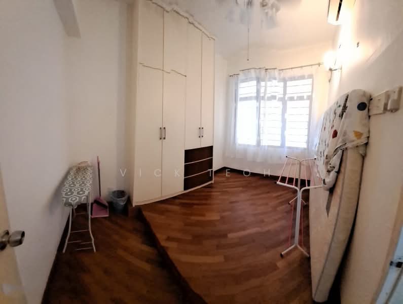 Kondominium untuk Dijual di Eden Seaview Condominium - Vick Teoh - Bedroom - PropertyGuru.com.my