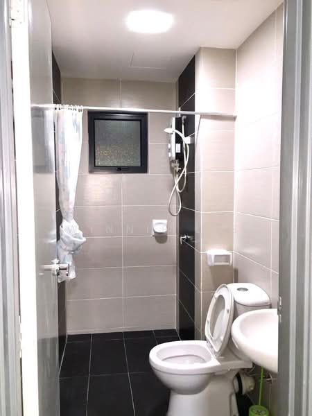 Service Residence for Sale at Amaya Maluri - Winnie Lee - Bathroom - PropertyGuru.com.my