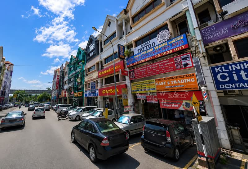 Shop / Office for Rent in Pjs 11 (Sunway) - Khairil Anwar Sirajudin - Exterior - PropertyGuru.com.my