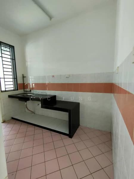 2-storey Terraced House for Rent in Bukit Indah (Iskandar Puteri (Nusajaya)) - YC Fung - Kitchen - PropertyGuru.com.my