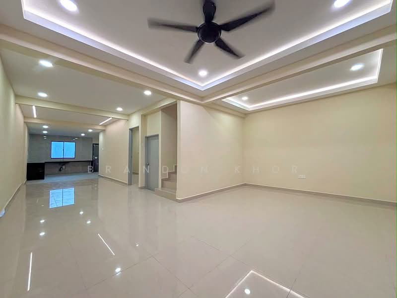 Rumah Teres 2-Tingkat untuk Dijual di Taman Anggerik (Tampoi) - Brandon Khor - PropertyGuru.com.my