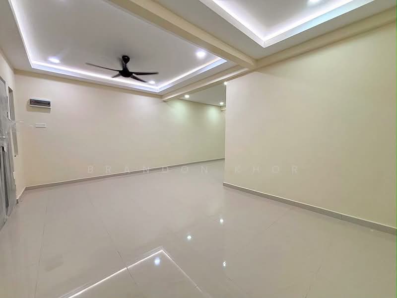 Rumah Teres 2-Tingkat untuk Dijual di Taman Anggerik (Tampoi) - Brandon Khor - PropertyGuru.com.my